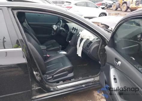 2010 Nissan Altima 2.5 S from USA, damaged, VIN 1N4AL2AP1AN562891